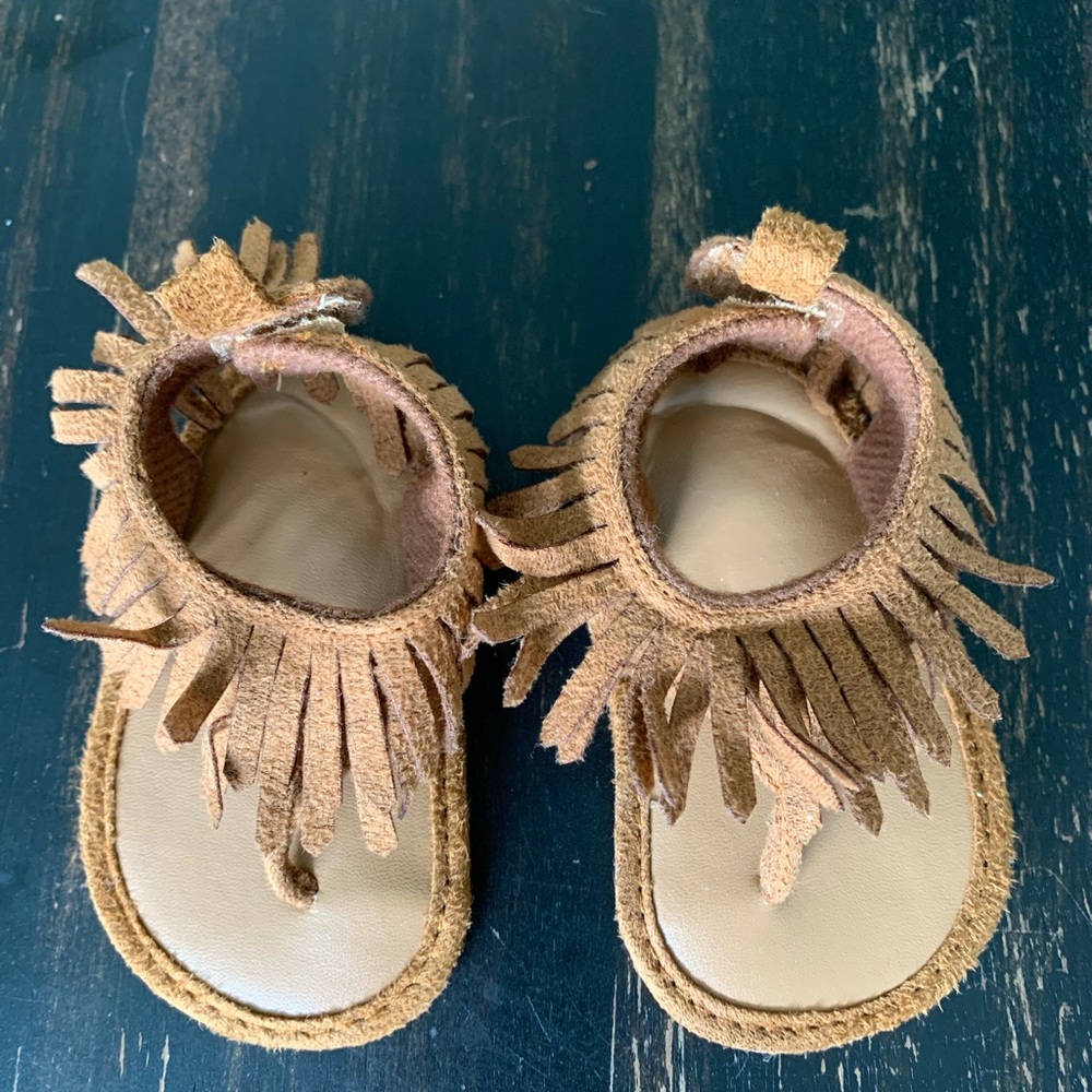 Fringe sandals